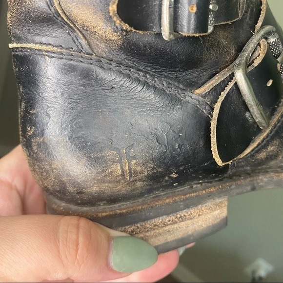 frye Veronica Belted Distressed Short Boots. Size 6 - Picture 12 of 16